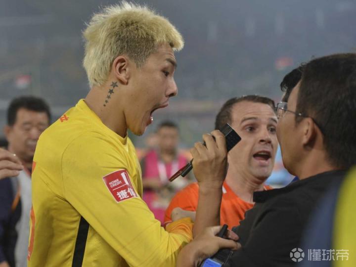 九游-包含比利亚雷亚尔赛前绝杀压哨，志在英超名次提升，赛场秩序良好，训练强度明显提升的词条