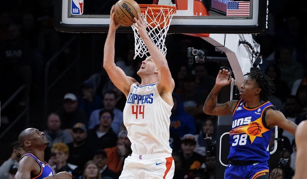 九游-JackeyLove新星重要助攻表现突出，快船前途光明！